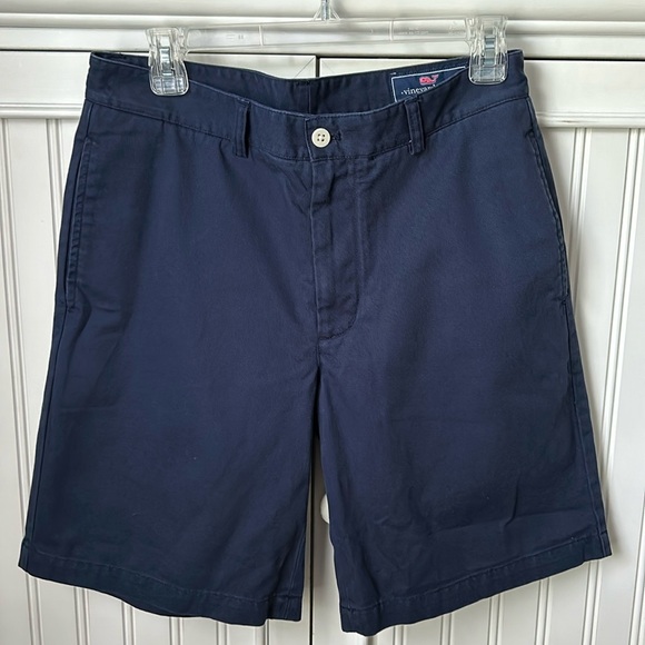 Vineyard Vines Classic Fit 9” Club Shorts. - Picture 1 of 5